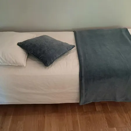 빌라 Villa Halla- In A Great Location, Spacious For Families 로바니에미