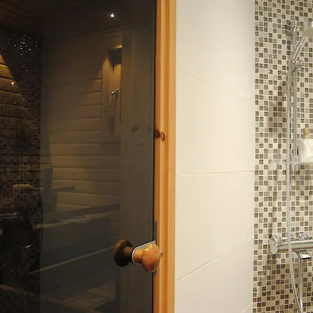 빌라 Villa Halla- In A Great Location, Spacious For Families *