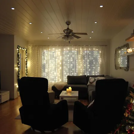 Villa Halla- In A Great Location, Spacious For Families *